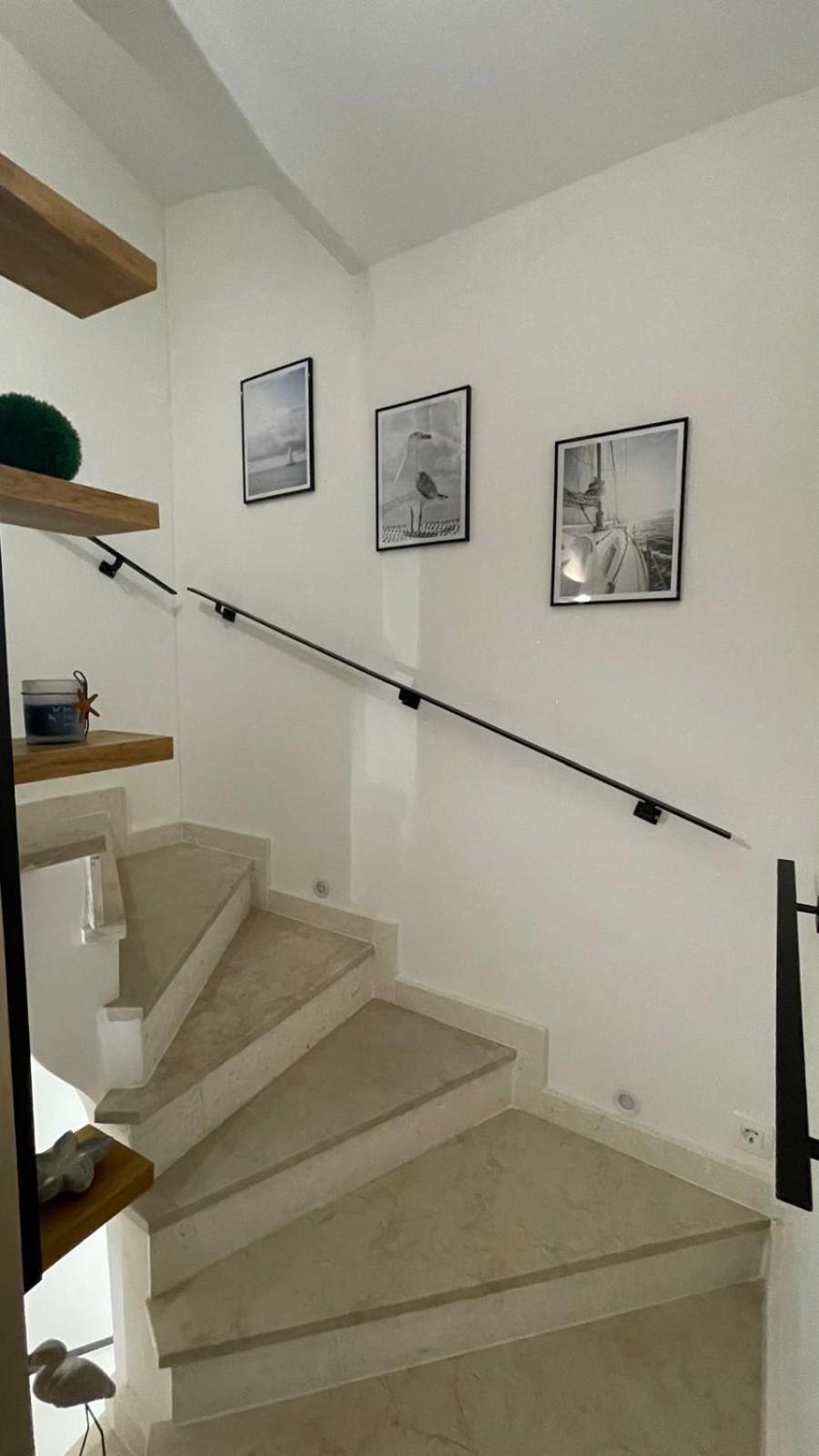 Palloma Studios Baska Voda Luaran gambar